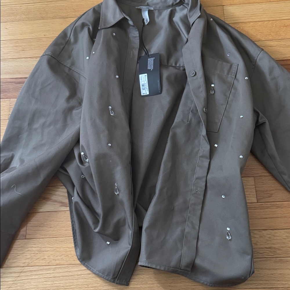 Future Collective | Embellished Gem Button-Up Shirt - Picture 3 of 5